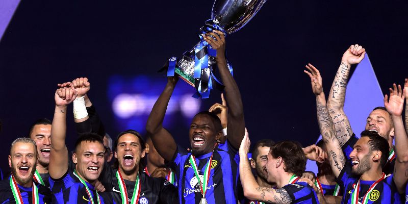 ITALIA 14 Toàn cảnh hệ thống giải đấu chuyên nghiệp